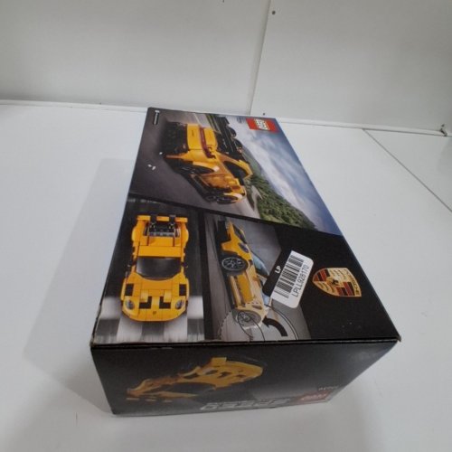 348PC LEGO SPEED CHAMPIONS PORSCHE 911 GT3 RS BUILDING SET (MODEL: 77239) image 3