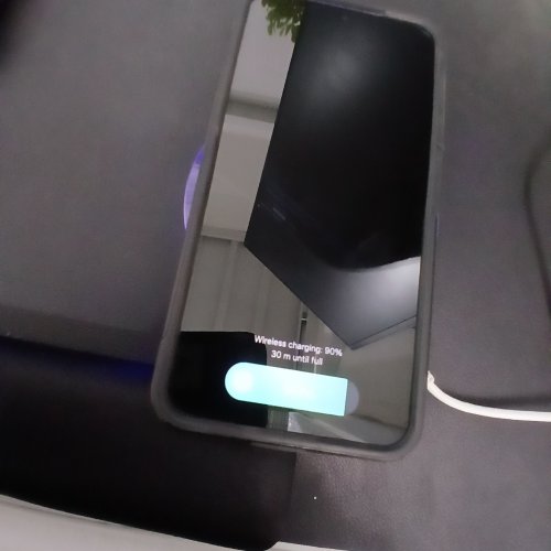 STAPLES WIRELESS CHARGER - 5 V - WHITE / CLEAR (MODEL: 52349) image 2