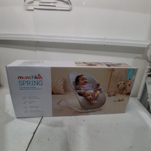 MUNCHKIN SPRING 2-IN-1 BABY BOUNCER & ROCKER - GREY - (MODEL: 38186) image 4