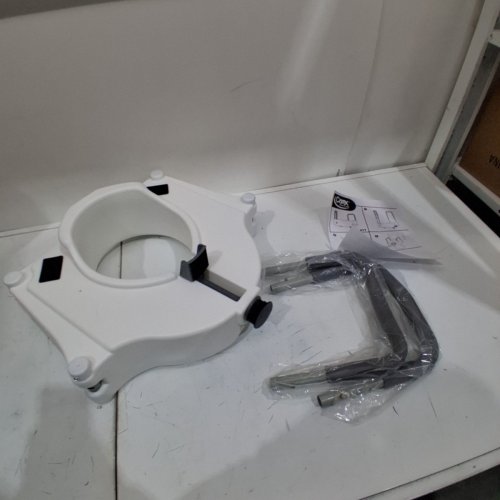 CAREX E-Z LOCK RAISED TOILET SEAT WITH REMOVABLE/ ADJUSTABLE HANDLES - 4.5" RISE - 15 1/2 - WHITE (MODEL: FGB318C1) image 2
