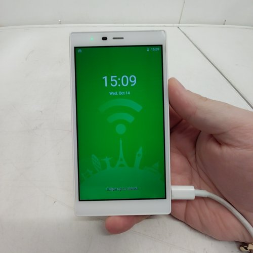 GLOCALME G4 PRO 5FT' TOUCH SCREEN MOBILE WIFI - WHITE image 2