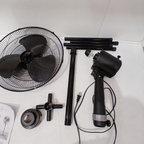 MAINSTAYS 3-SPEED OSCILLATING STANDING FAN - 27" X 47" - BLACK image 5