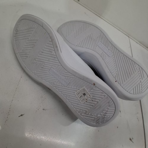 WOMEN'S SKECHERS CORDOVA MEMORY FOAM COMFORT SHOES - SIZE 10 - WHITE/BLACK - (STYLE: 9886010) image 3