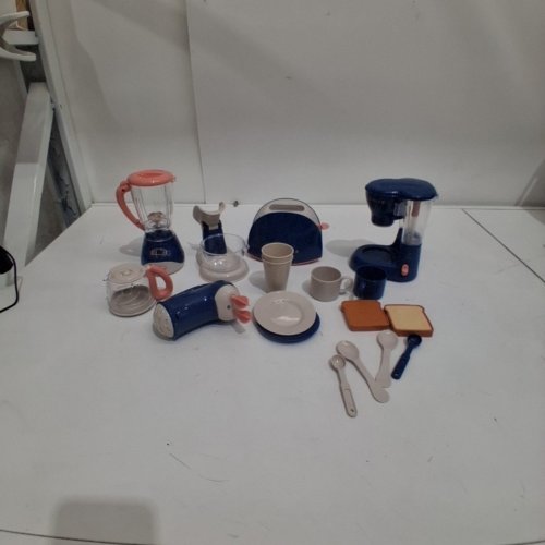 16PC YALUJUMB PRETEND PLAY KITCHEN APPLIANCE TOYS -REALISTIC LIGHTS AND SOUNDS -NAVY/PINK image 3