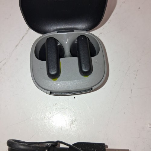 ONN MINI STICKS CLEAR AND WHITE WIRELESS BLUETOOTH EARBUDS WITH NOISE CANCELING - BLACK image 4