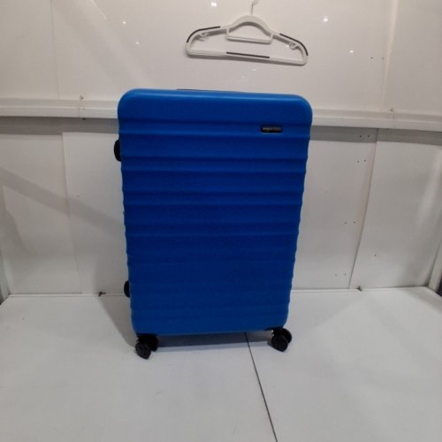 AMAZON BASICS HARDSIDE CHECKED LUGGAGE SUITCASE - 30" - LIGHT BLUE image 3