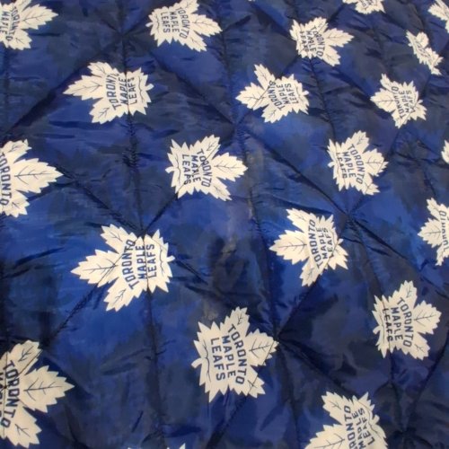 NHL TORONTO MAPLE LEAFS 2-IN-1 OUTDOOR WATER RESISTANT SNAP ON HOODED BLANKET WITH CARRYING POUCH - 54" X 72" - BLUE/WHITE (MODEL: 7985227) image 3