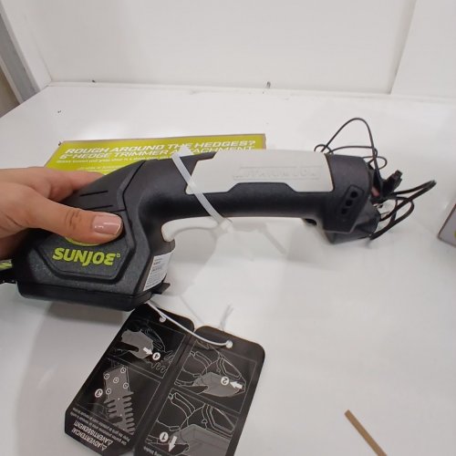 SUNJOE CORDLESS 2-IN-1 GRASS SHEARS & HEDGE TRIMMERS, 7.2V - GREEN (MODEL: HJ604C) image 3
