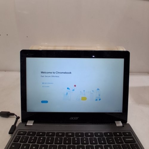 ACER CHROMEBOOK 11, 11.6" WITH INTEL CELERON 3205U, 4GB RAM, 16GB SSD (MODEL: C740-C4PE) image 2