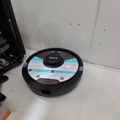 SHARK MATRIX PLUS 2-IN-1 ROBOT VACUUM CLEANER & MOP WORKS WITH ALEXA & GOOGLE ASSIST - BLACK (MODEL: RV2620WKCA) image 6