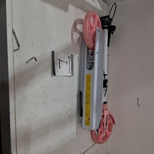KID'S WELMOTIVE KICK SCOOTER WITH ADJUSTABLE HADNLE BARS - 110LBS CAPACITY - PINK (MODEL: 2015) image 4
