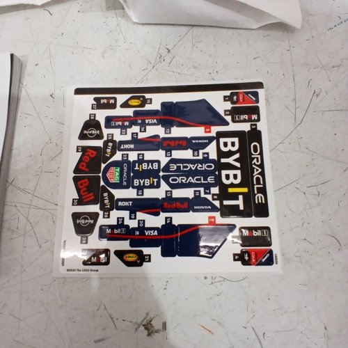 251PC LEGO - SPEED CHAMPIONS - ORACLE RED BULL RACING (77243) image 3