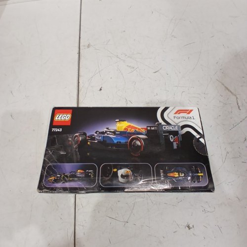 251PC LEGO - SPEED CHAMPIONS - ORACLE RED BULL RACING (77243) image 4