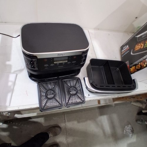 NINJA FOODI 6-IN-1 DUALZONE FLEXBASKET AIR FRYER - 7QT MEGA ZONE - BLACK (MODEL: DZ071C) image 4