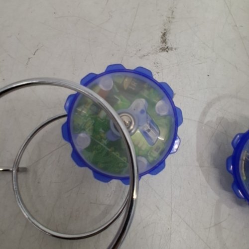 2 LIGHT-UP MAGNETIC SPINNING GYRO WHEEL TOY - BLUE/SILVER image 4