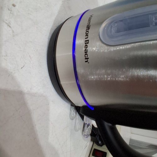 HAMILTON BEACH STAINLESS STEEL ELECTRIC KETTLE WITH LED LIGHT RING - 1.7L CAPACITY (MODEL:41037C) image 2