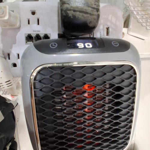 HANDY HEATER TURBO 800 WALL OUTLET SPACE HEATER WITH TIMER AND DIGITAL DISPLAY - 60°F TO 90°F - SILVER/BLACK image 2
