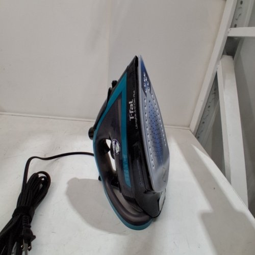 T-FAL ULTRAGLIDE PLUS ENHANCED STEAM IRON WITH CALCIUM COLLECTOR - BLACK/TEAL (MODEL: 1980969/FV5871Q0) image 6