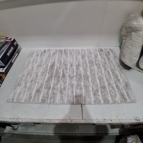 OMBRE SPACE DYE BATHMAT SHAG RUG - 24" X 36" - GREY/WHITE (MODEL: 1727307) image 2