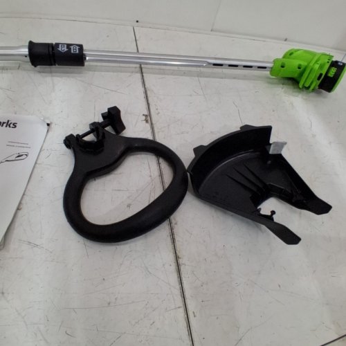 GREENWORKS CORDLESS STRING TRIMMER *TOOL ONLY*- 40V - 12" - GREEN/BLACK (MODEL: STF309) image 3