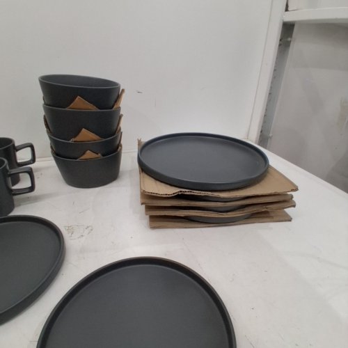 16PC STONE LAIN COUPE DINNERWARE SET-SERVICE FOR 4 - MATTE GREY (MODEL: BLB0200) image 4