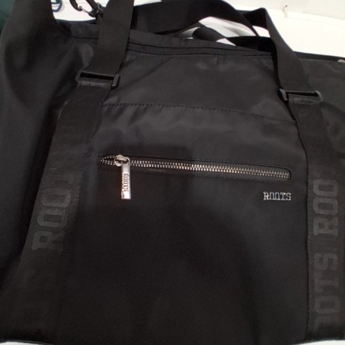 ROOTS RECYCLED FABRIC ZIPPERED OVERNIGHT DUFFLE BAG - 16” - BLACK (MODEL: R1012) image 3