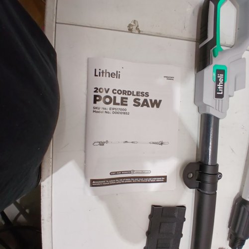 LITHELI CORDLESS POLE SAW - 10" CHAIN SAW - 20V BATTERY POWERED POLE SAW FOR BRANCH CUTTING, TRIMMING, PRUNING - COMES WITH BATTERY AND CHARGER (MODEL: E1PS17000) image 7