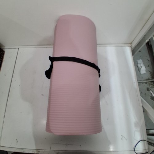 AMAZON BASICS THICK EXERCISE YOGA MAT WITH CARRYING STRAP - 24"X74" - ROSE image 2