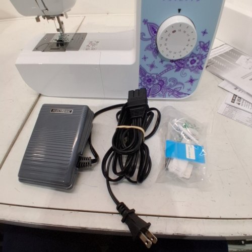 BROTHER LIGHTWEIGHT FULL-FEATURED ELECTRIC SEWING MACHINE - WHITE (MODEL: XM2701) image 4