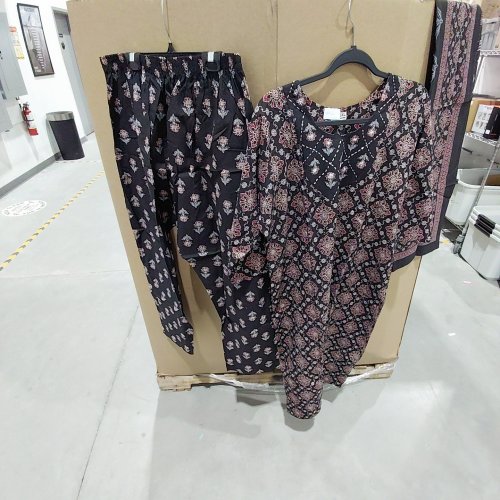 3PC TRADITIONAL GERUA PRINTED SET WITH TROUSER AND DUPATTA - 3XL - BLACK / RED / BLUE image 2