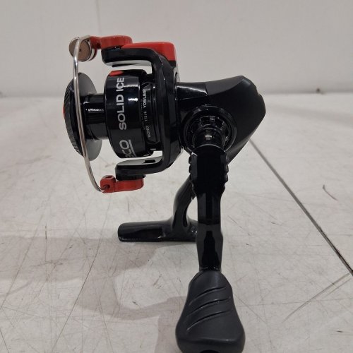 ZEBCO SPINNING FISHING REEL - AMBIDEXTROUS - 4.3:1 GEAR RATIO - BLACK/RED image 3