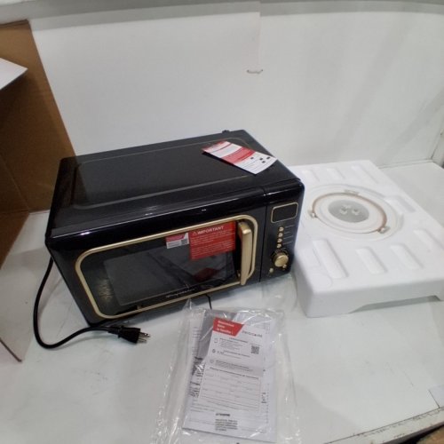 FRIGIDAIRE RETRO MICROWAVE OVEN - 0.7CU.FT - 700W - BLACK/GOLD (MODEL: EMW788-BLACKRGLD) image 5