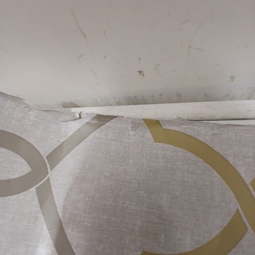 NUWALLPAPER SAUSALITO PEEL & STICK WALLPAPER ROLL - 21" WIDE - BEIGE, GRAY AND GOLD image 3