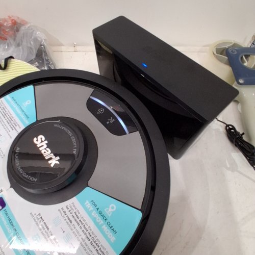 SHARK AI ULTRA 2-IN-1 ROBOT VACUUM & MOP WITH SONIC MOPPING, MATRIX CLEAN, HOME MAPPING, & BAGLESS SELF EMPTY BASE - WORKS WITH ALEXA - BLACK/SILVER (MODEL: RV2610WKCA 30) image 2