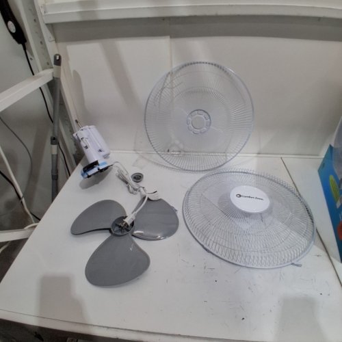 COMFORT ZONE WALL-MOUNT FAN - 16" - WHITE (MODEL: CZ16WR) image 3
