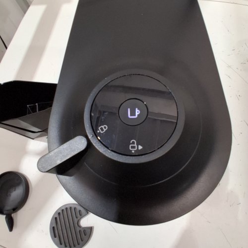 NESPRESSO BY DELONGHI VERTUO POP+ SINGLE SERVE COFFEE & ESPRESSO MACHINE - LIQUORICE BLACK (MODEL: ENV92B) image 2