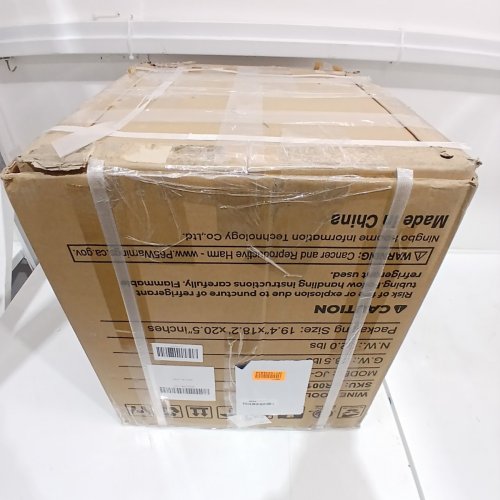 EUHOMY COMPACT COUNTERTOP MINI WINE/DRINKS COOLER FRIDGE - 96L - BLACK (MODEL: BR001-55BL-CAEH) image 9