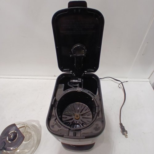MAINSTAYS PROGRAMMABLE DRIP COFFEE MAKER - 5 CUP, 120 V, 650W - BLACK (MODEL: MS-202528) image 7