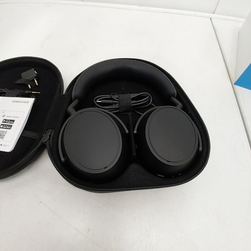 SENNHEISER MOMENTUM 4 BLUETOOTH WIRELESS HEADPHONES WITH ANC - BLACK image 5
