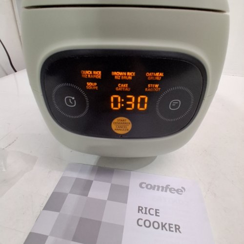 COMFEE' MINI RICE COOKER - 4 CUPS - SAGE GREEN (MODEL: CRD12L1B1BPGCA) image 2