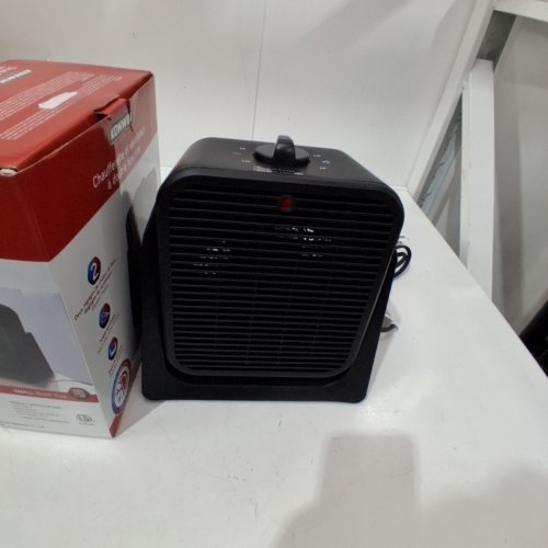KONWIN DUAL FUNCTION HEATER AND FAN WITH TWO HEAT AND FAN SETTINGS - ADJUSTABLE ANGLE - LARGE BASE - 9.5" TALL - BLACK - (MODEL: SFH-181T). image 3