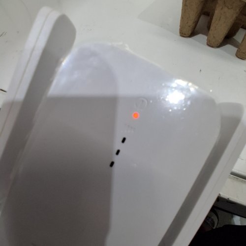 D-LINK AC1200 MESH WI-FI RANGE EXTENDER - WHITE (MODEL: DAP-1610) image 2