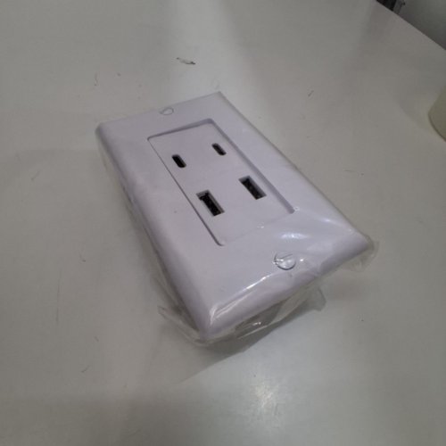 MAXXIMA USB RECEPTACLE OUTLET WITH USB C/A HIGH SPEED PORTS - WHITE - (MODEL:MEW-USB480) image 2