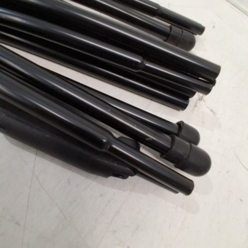 AMAZON BASICS INSTANT EASEL-TRIPOD - SUPPORTS 5LBS - BLACK image 3