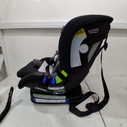 BRITAX POPLAR CLICK TIGHT CONVERTIBLE REAR &FRONT FACING CAR SEAT - 40LB REAR FACING MAX LOAD / 65LB FRONT FACING MAX LOAD - STONE ONYX/BLACK (MODEL: E1C973M) image 7