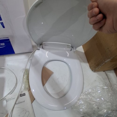 BEMIS RADIANCE ELONGATED HEATED NIGHT LIGHT TOILET SEAT WITH SLOW CLOSE - WHITE (MODEL: H900NL 000) image 5
