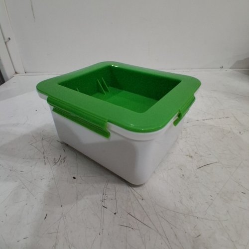 PORTABLE TOFU PRESS WITH DRAIN HOLES - WHITE/GREEN image 3