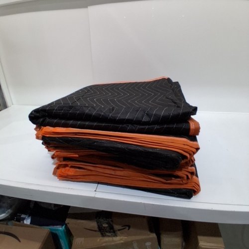 6PK VEVOR REVERSIBLE MOVING BLANKETS - 80" X 72" - NON-WOVEN & RECYCLED COTTON PACKING BLANKET -BLACK/ BLUE/ORANGE (MODEL: DCBYT80X72IN5J3EWV0) image 4