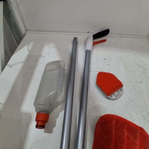 OXO GOOD GRIPS SPRAY MOP WITH SLIDE OUT SCRUBBER - ORANGE image 4