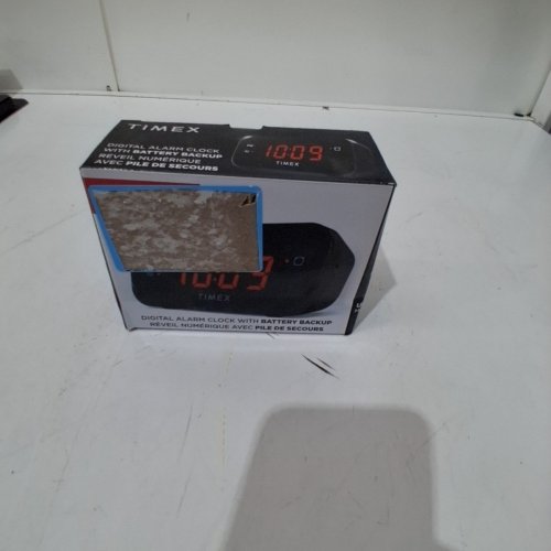 TIMEX DIGITAL ALARM CLOCK - BLACK - (MODEL:T121B) image 4